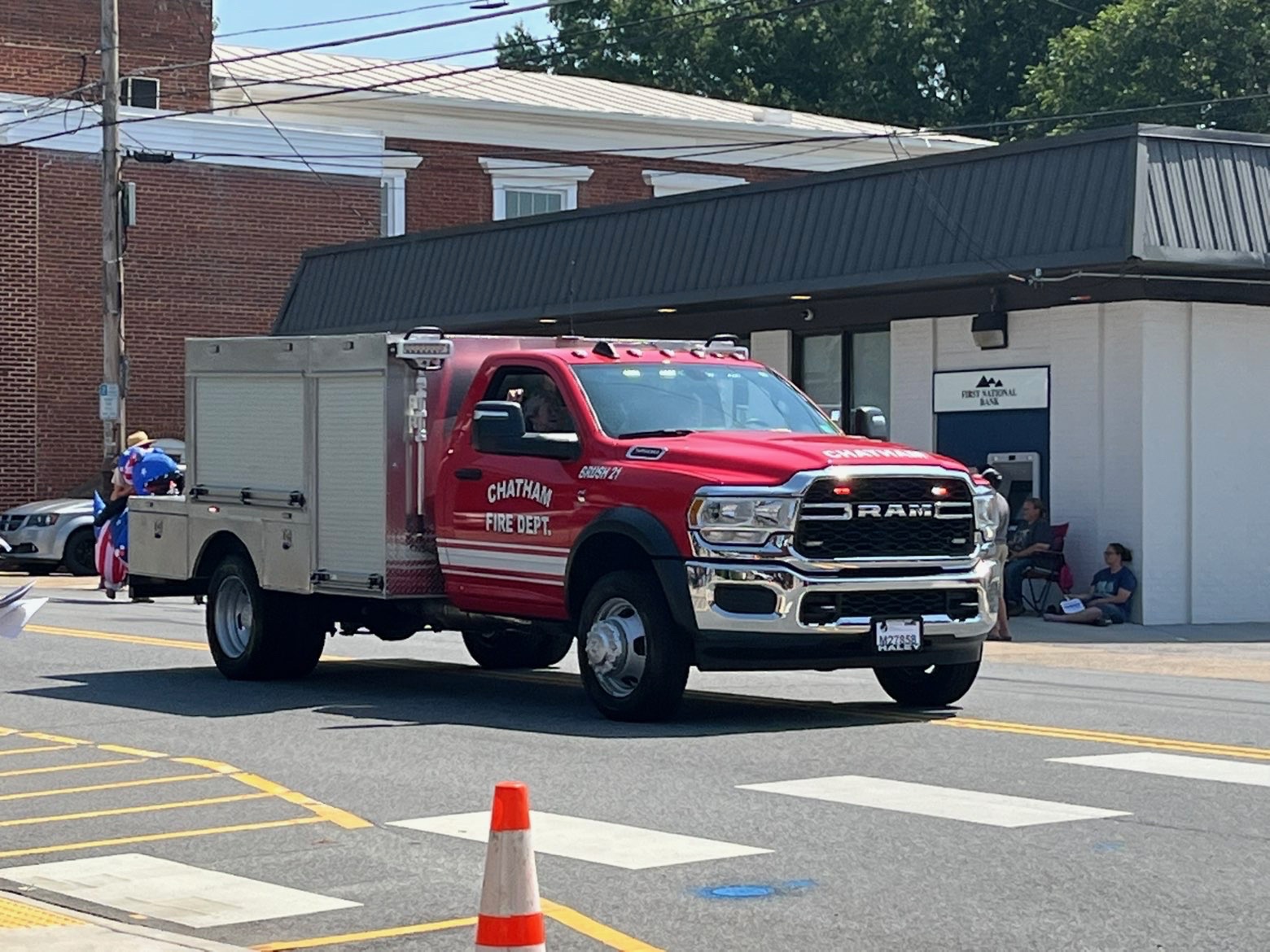 Utility 214 apparatus